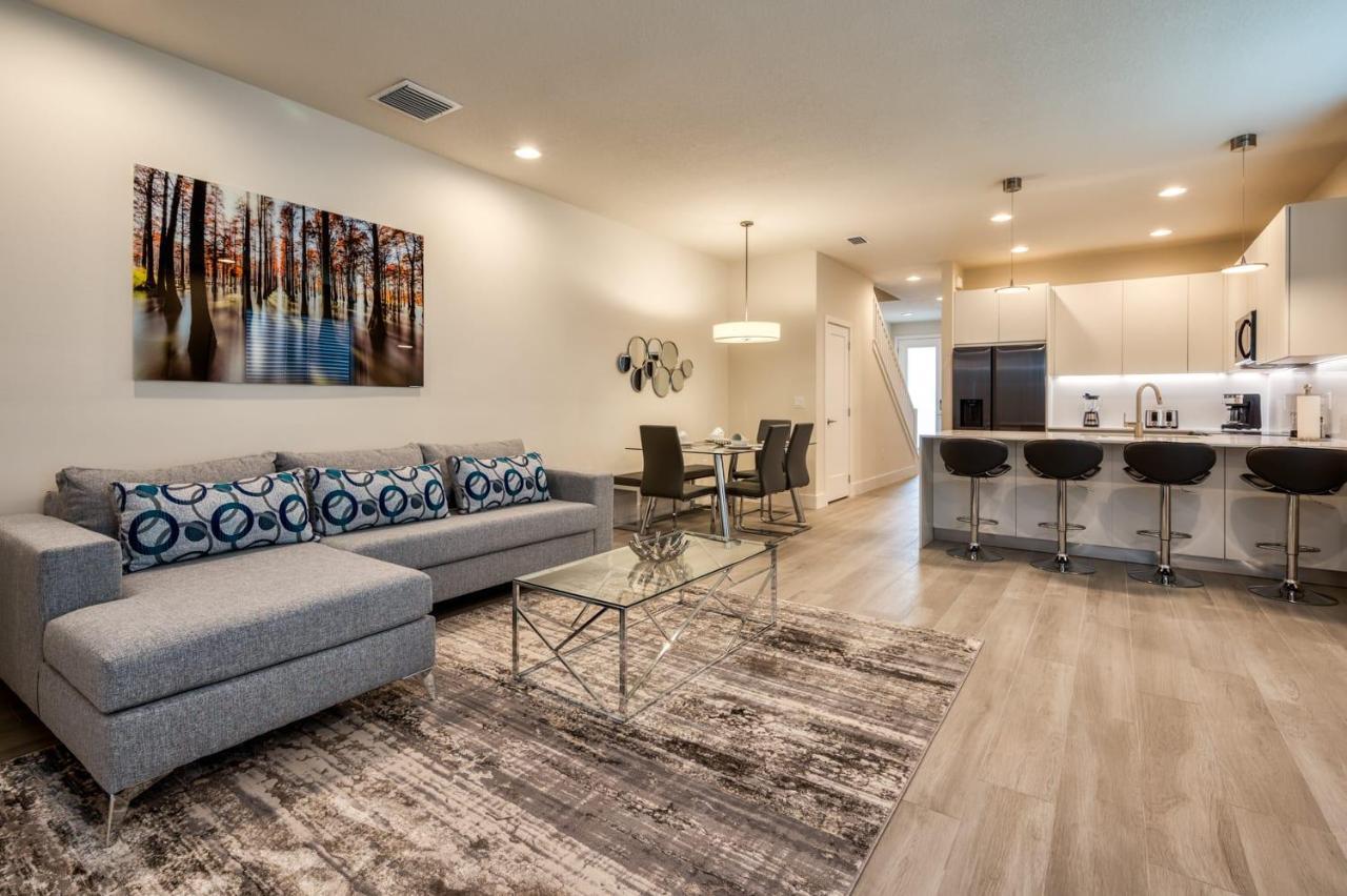 Comfortable Townhome With Private Pool Near Disney Four Corners エクステリア 写真